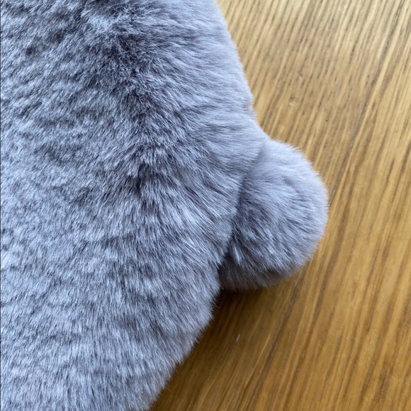 Ephex Girl Grey Fur Gilet Jacket Vest Outwear With Cute Balls Size 6-7 - Picture 3 of 7